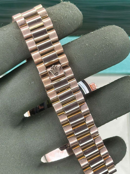 ROLEX DAY-DATE – GREEN DIAMOND ROSE GOLD