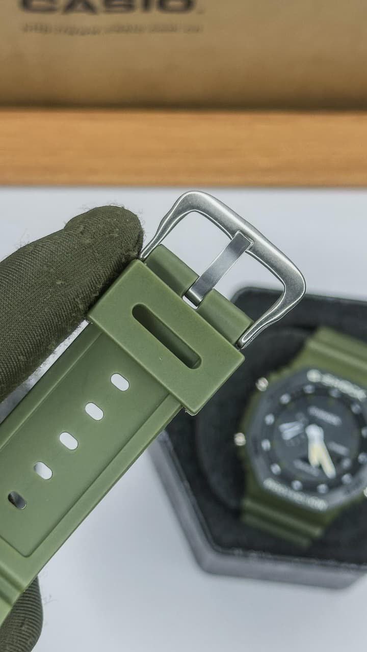 G-SHOCK GM-2100B – MILITARY GREEN CASIO OAK EDITION