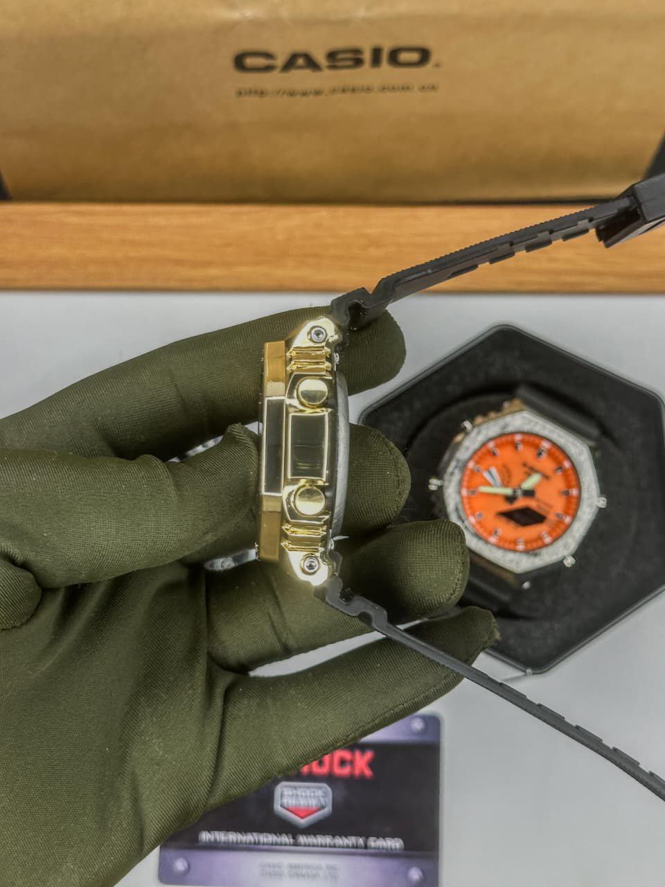 G-SHOCK GA-2100 – GOLD BLACK CARBON CORE EDITION