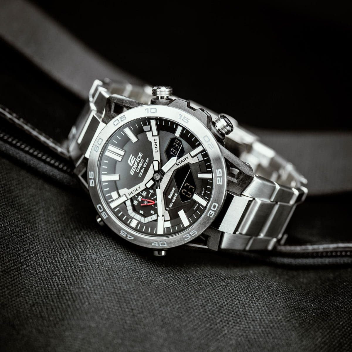 CASIO EDIFICE ECB-2000DC – MOTORSPORT EDITION