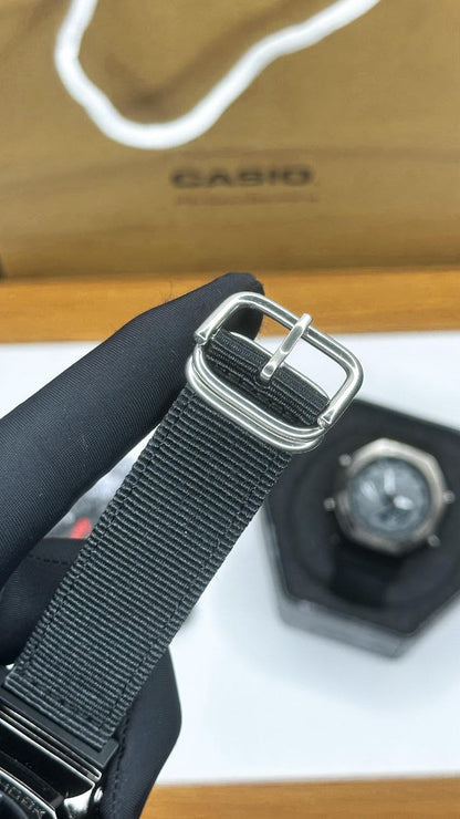 CASIO G-SHOCK – CARBON CORE BLACK EDITION