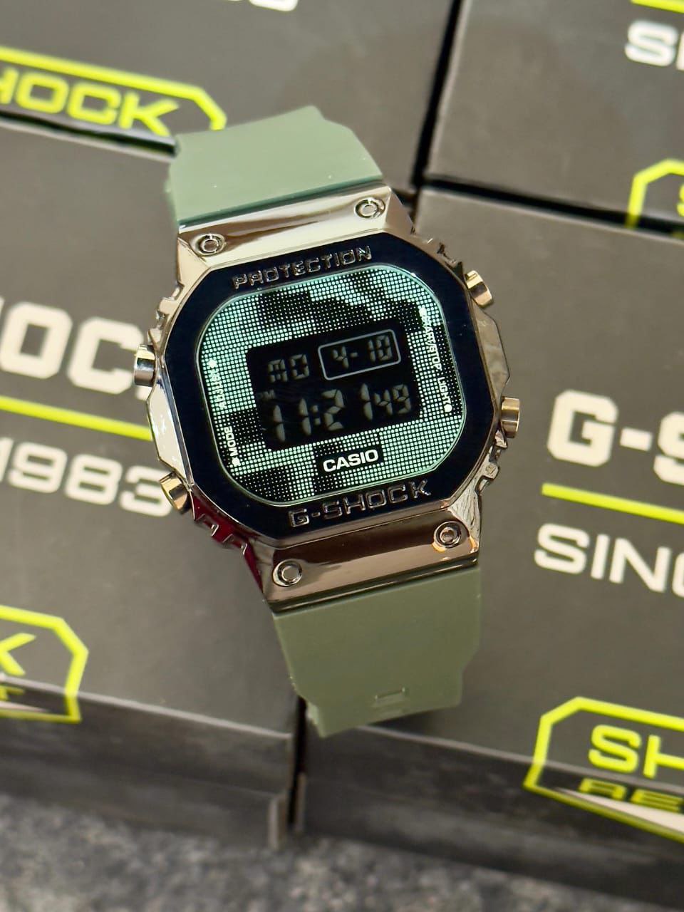 CASIO G-SHOCK DW-5600 METAL – MILITARY GREEN EDITION