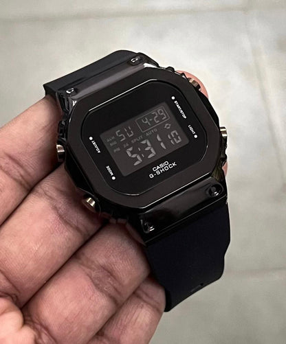 CASIO G-SHOCK DW-5600BB METAL BLACK EDITION