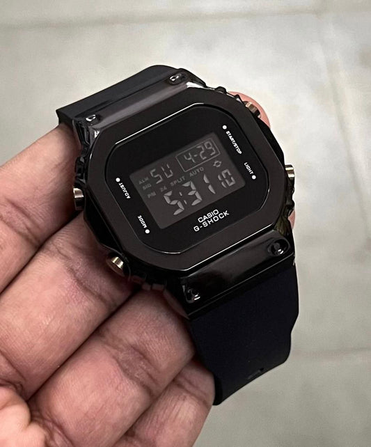 CASIO G-SHOCK DW-5600BB METAL BLACK EDITION