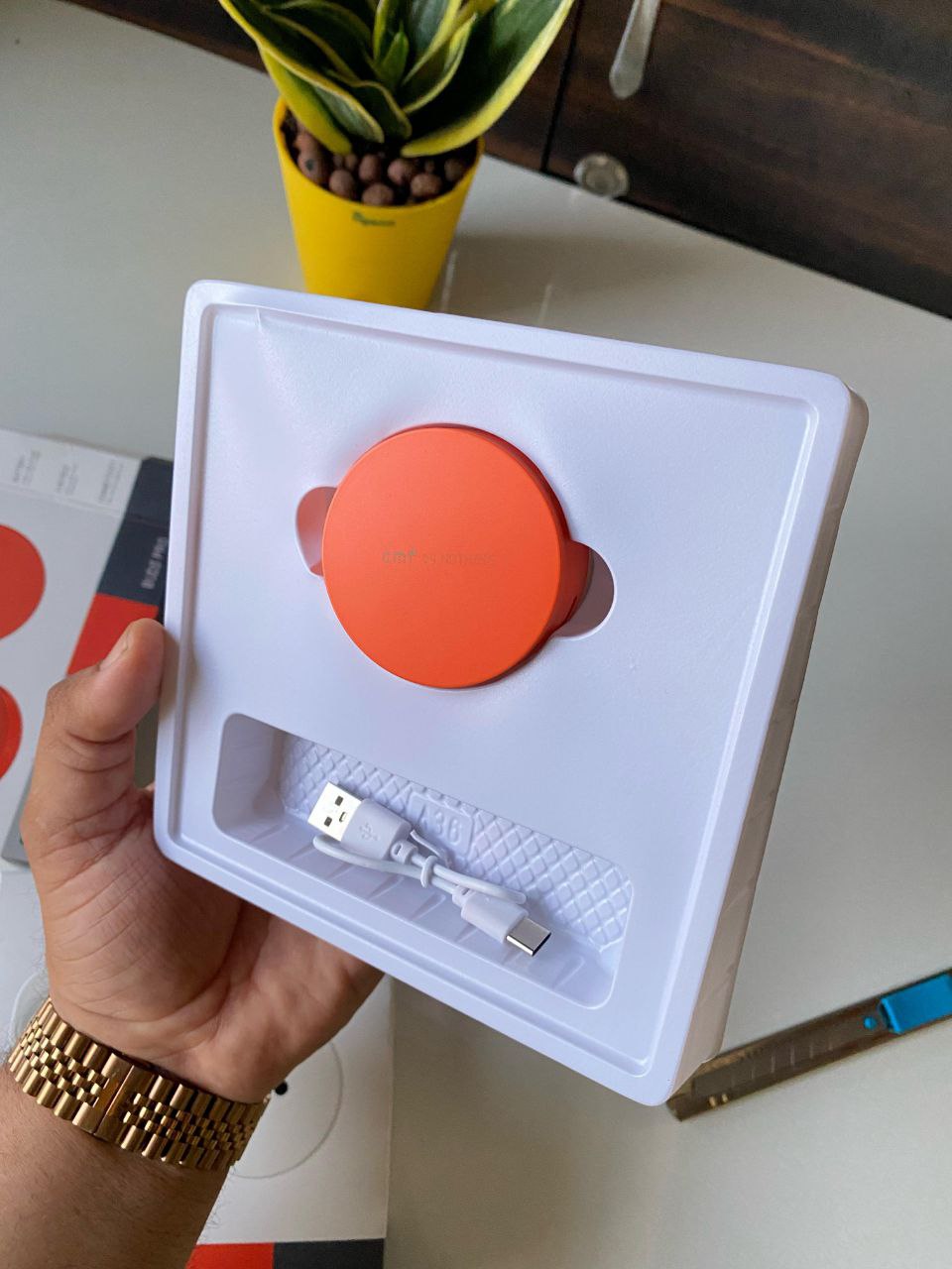 CMF BUDS PRO ROUND – TWS EDITION by Nothing