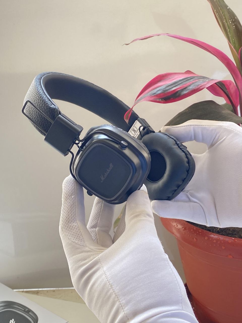 Marshall Major IV Wireless Bluetooth Headphones