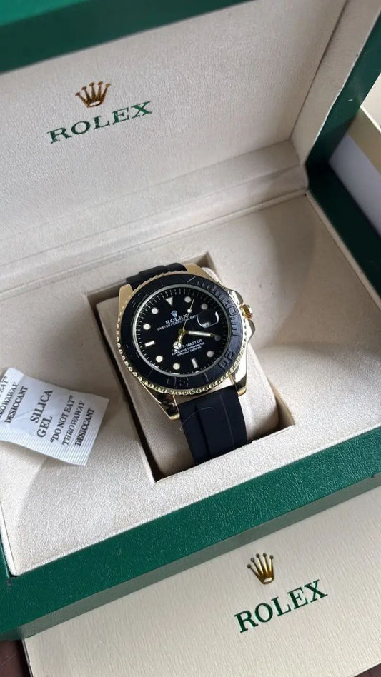 Rolex Yacht-Master Black Dial Everose Gold Oysterflex Strap Watch