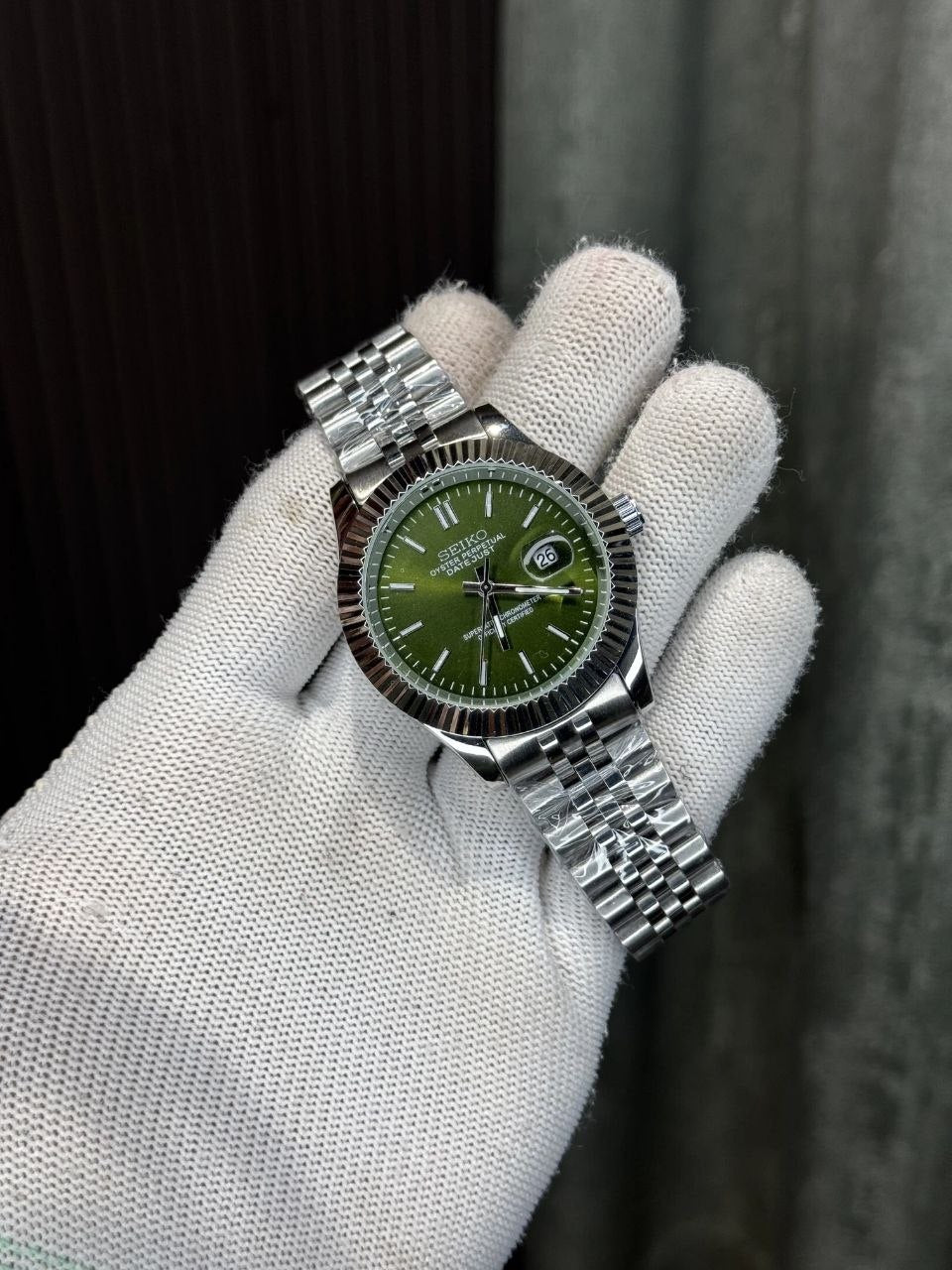 Seiko Date Just Silver Green Premium Watch