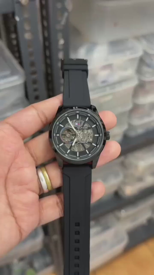 TOMMY HILFIGER – CLASSIC AUTOMATIC SKELETON