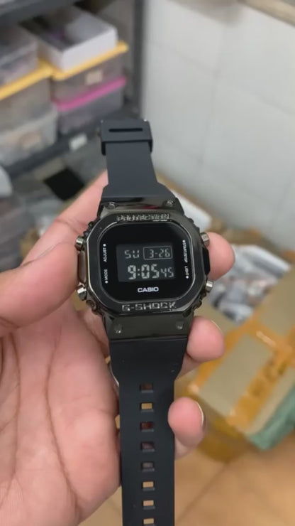 CASIO G-SHOCK DW-5600BB METAL BLACK EDITION