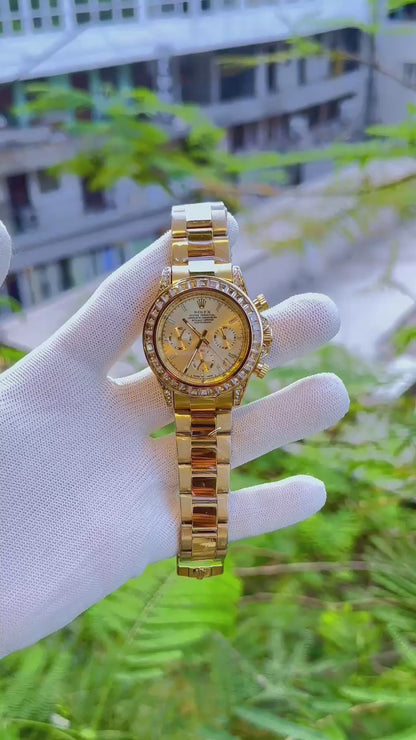 Rolex Cosmograph Daytona Diamond Bezel 18K Gold Chronograph Watch