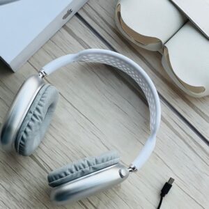 New Trendy  Bluetooth Headphone