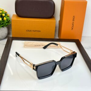 Men’s Square Sunglasses