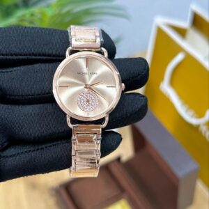 Mich_eal Ko_rs For Women