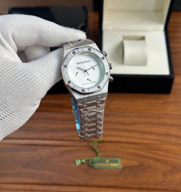 Aud_emars Pi_guet Royal Oak Grey-White - Image 2